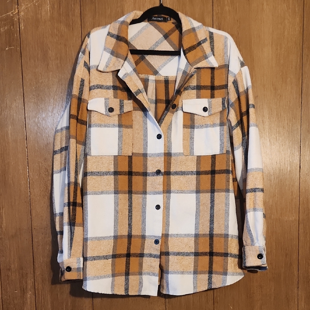 Women's Thick Plaid Flannel Button Down Shirt - Tan and White